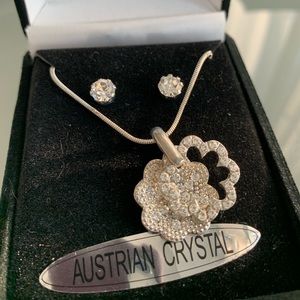NEW never worn Austrian Crystal Earrings and necklace.